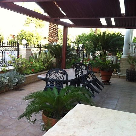 Valentinos House Villa Paphos Room photo
