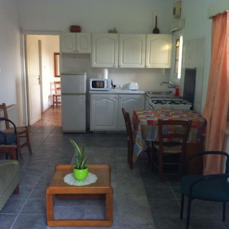 Valentinos House Villa Paphos Room photo