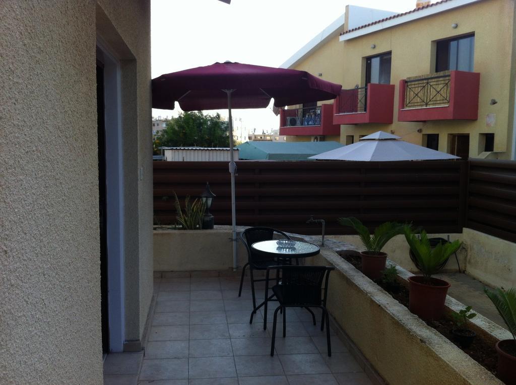 Valentinos House Villa Paphos Room photo